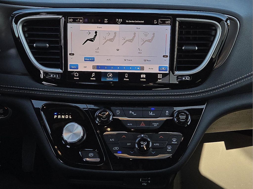 New 2026 Chrysler Pacifica For Sale in Farmington, AR