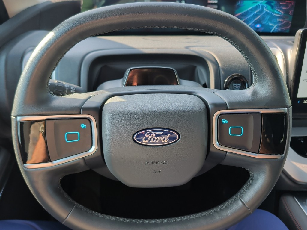Used 2025 Black Ford Active image 14