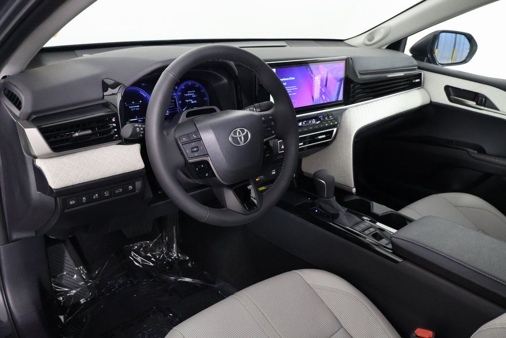 Thumbnail: 2025 Toyota Camry - 7