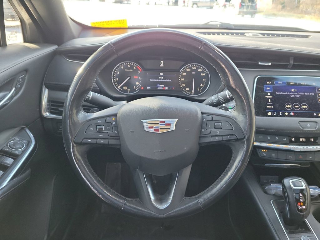 2019 Cadillac XT4 Premium Luxury 11