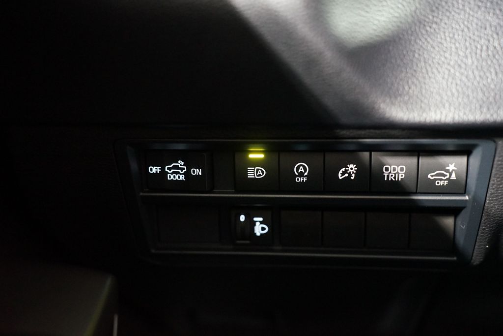 2025 Toyota Tundra SR5 25