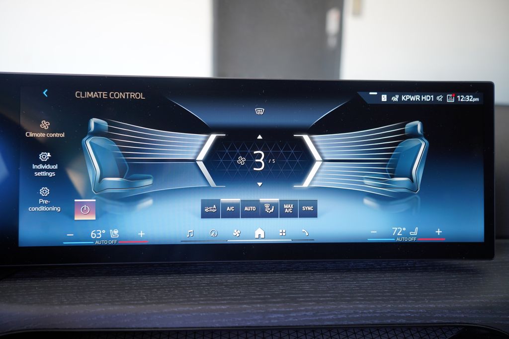 Thumbnail: 2026 BMW 2 Series - 18