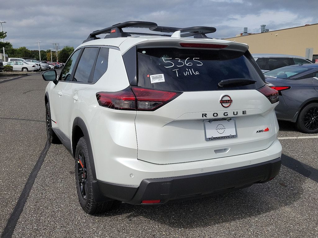 2025 Nissan Rogue Rock Creek 3