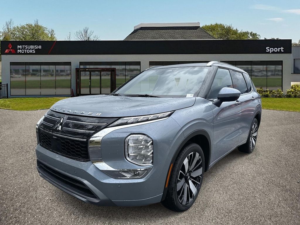2025 Mitsubishi Outlander SEL