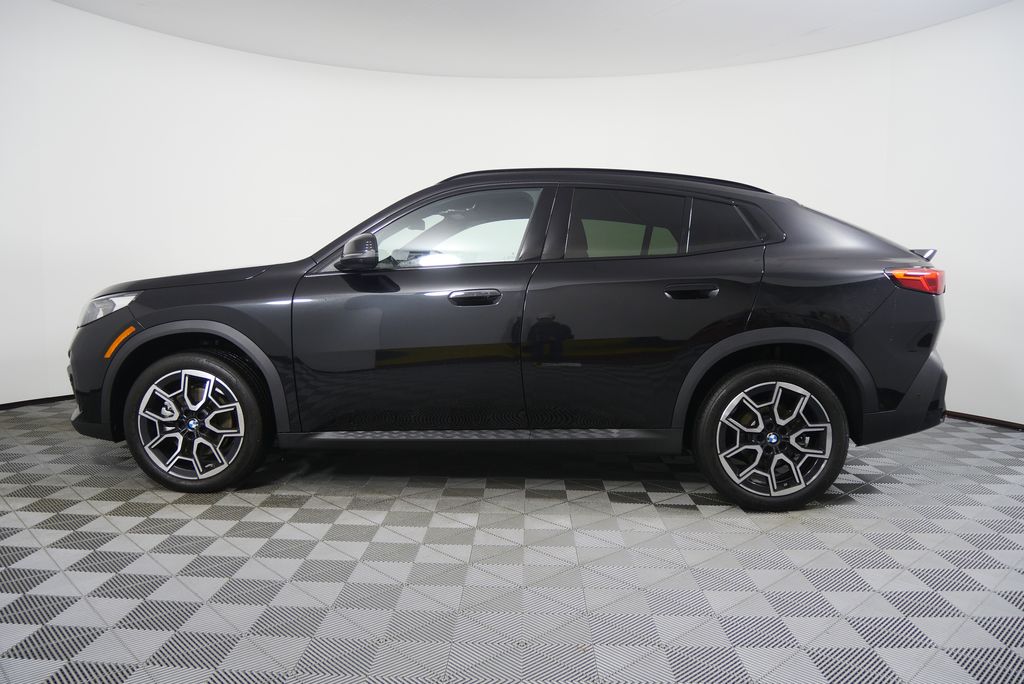 Thumbnail: 2025 BMW X2 - 6