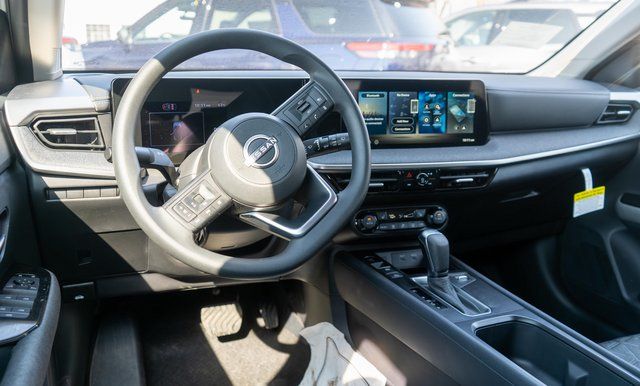 2026 Nissan Kicks SV - 10