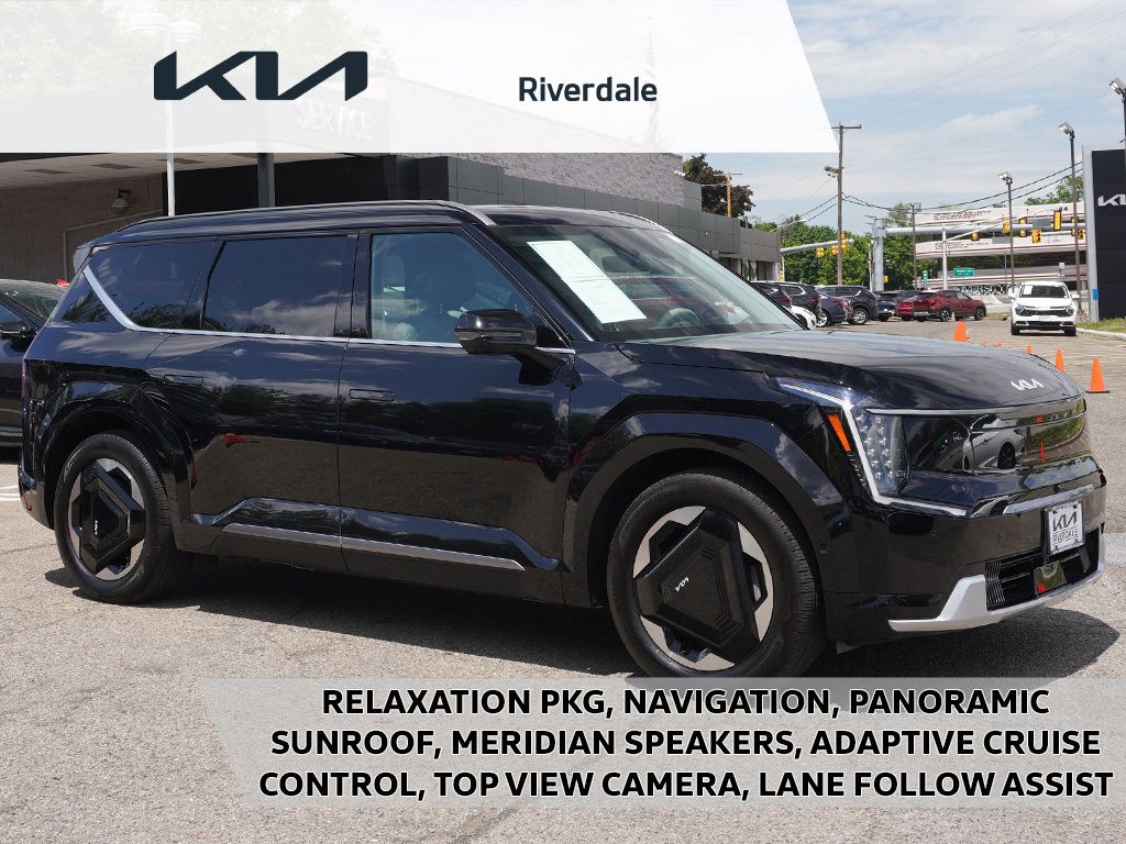  2024 Kia EV9 Land AWD   
