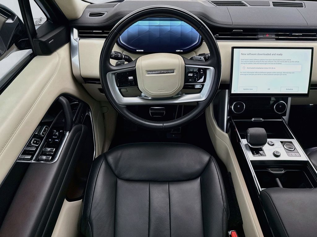 Thumbnail: 2023 Land Rover Range Rover - 10
