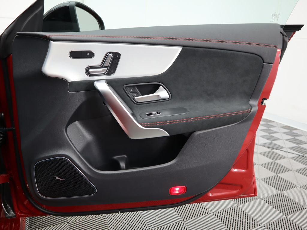 Thumbnail: 2025 Mercedes-Benz CLA - 26