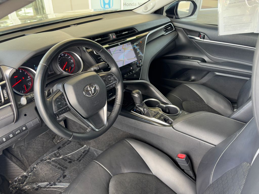 2018 Toyota Camry XSE 4