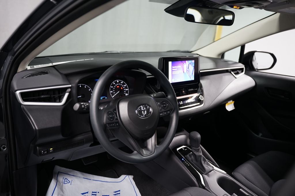 2025 Toyota Corolla LE 11