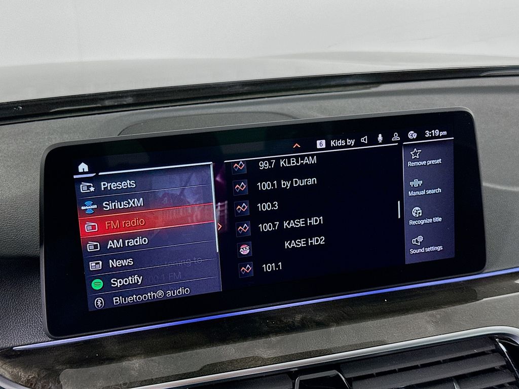 2022 BMW 5 Series 540i xDrive 15