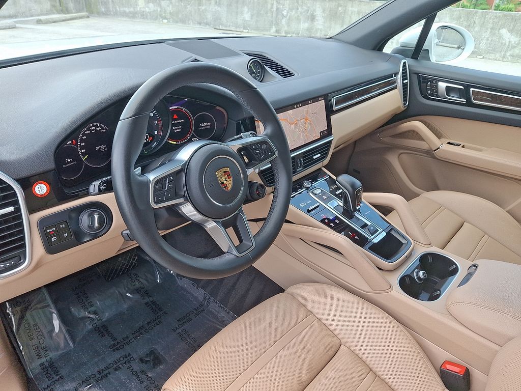 2021 Porsche Cayenne E-Hybrid 4