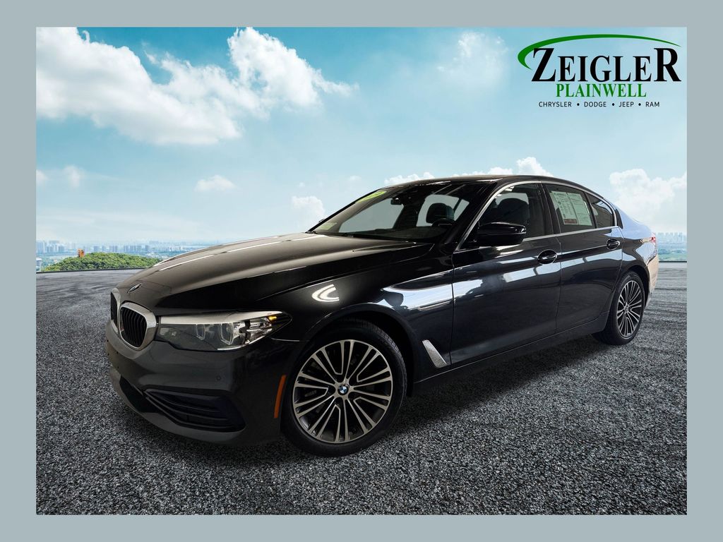 Gray (Dark Graphite Metallic) 2019 BMW 5 Series 540i xDrive Sedan AWD Sedan All-Wheel Drive 8-Speed Automatic