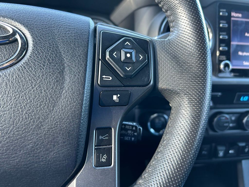 Thumbnail: 2021 Toyota Tacoma - 19