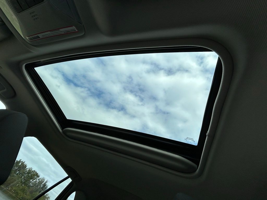 Thumbnail: 2024 Toyota RAV4 - 30