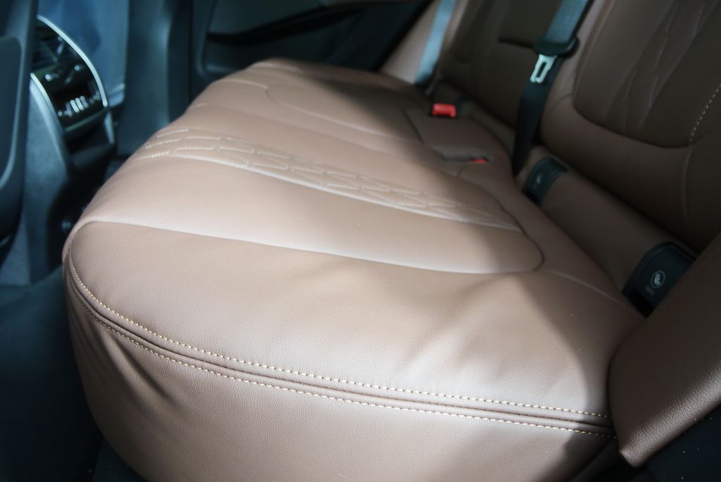 Thumbnail: 2026 BMW X5 - 15