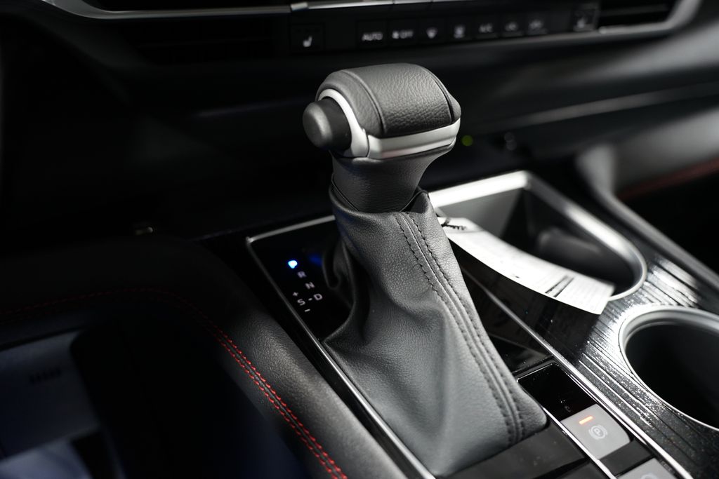 2025 Toyota Sienna XSE 21