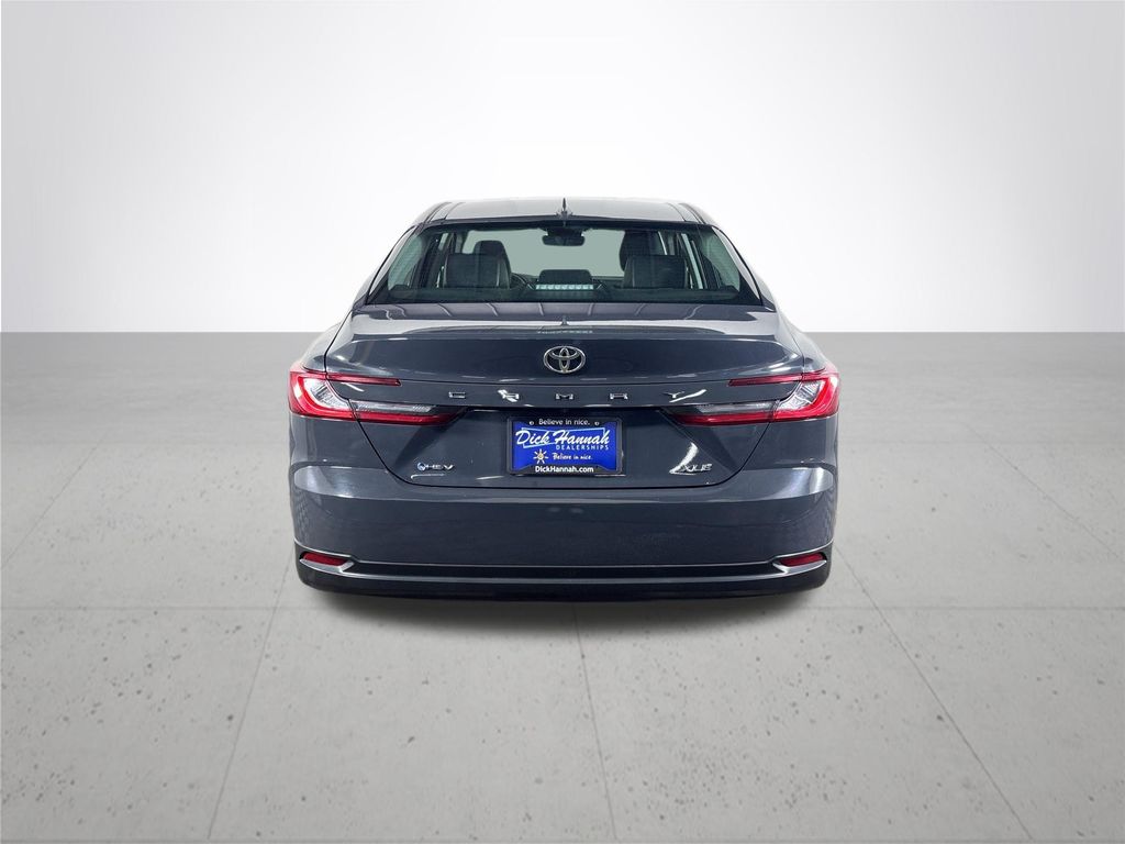 2025 Toyota Camry XLE