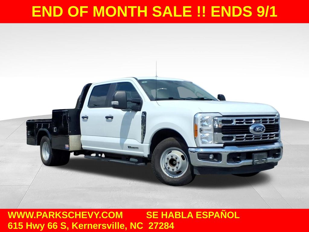 2023 Ford F-350 Super Duty Chassis XL Crew Cab DRW RWD