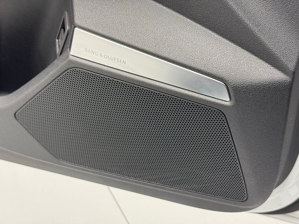 Thumbnail: 2024 Audi RS 3 - 29