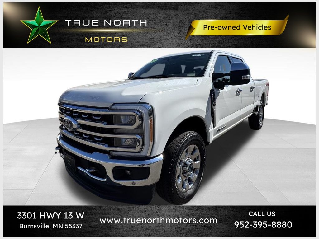 Star White Metallic Tri-Coat 2023 Ford F-250 Super Duty Lariat Crew Cab 4WD Pickup Truck Four-Wheel Drive Automatic