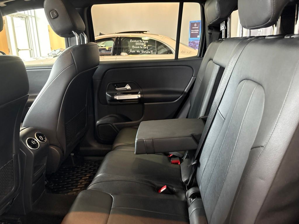 Certified Used 2022 Black Mercedes-Benz GLB 250 image 15