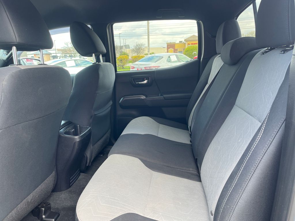 2021 Toyota Tacoma TRD Sport photo