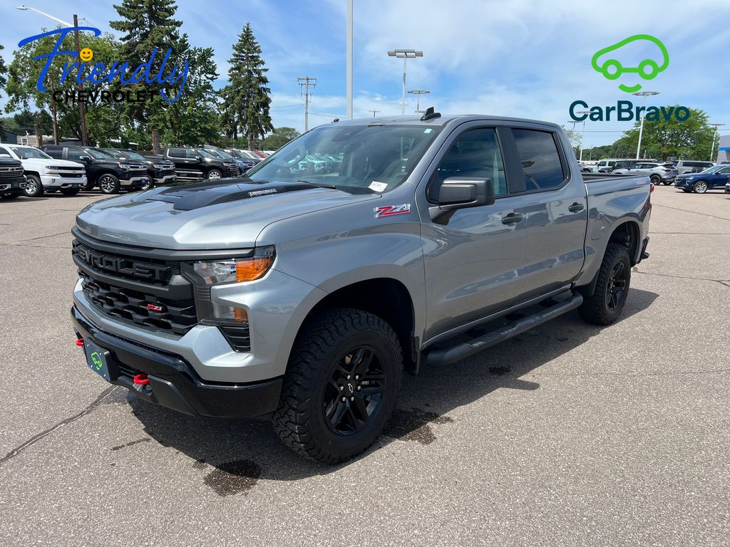 Sterling Gray Metallic 2025 Chevrolet Silverado 1500 Pickup Truck Four-Wheel Drive 8-Speed Automatic