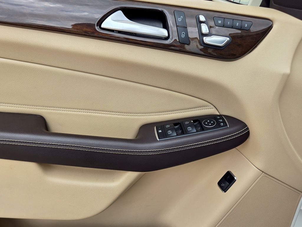 2018 Mercedes-Benz GLE GLE 350 White at Shottenkirk Kia Fort Bend