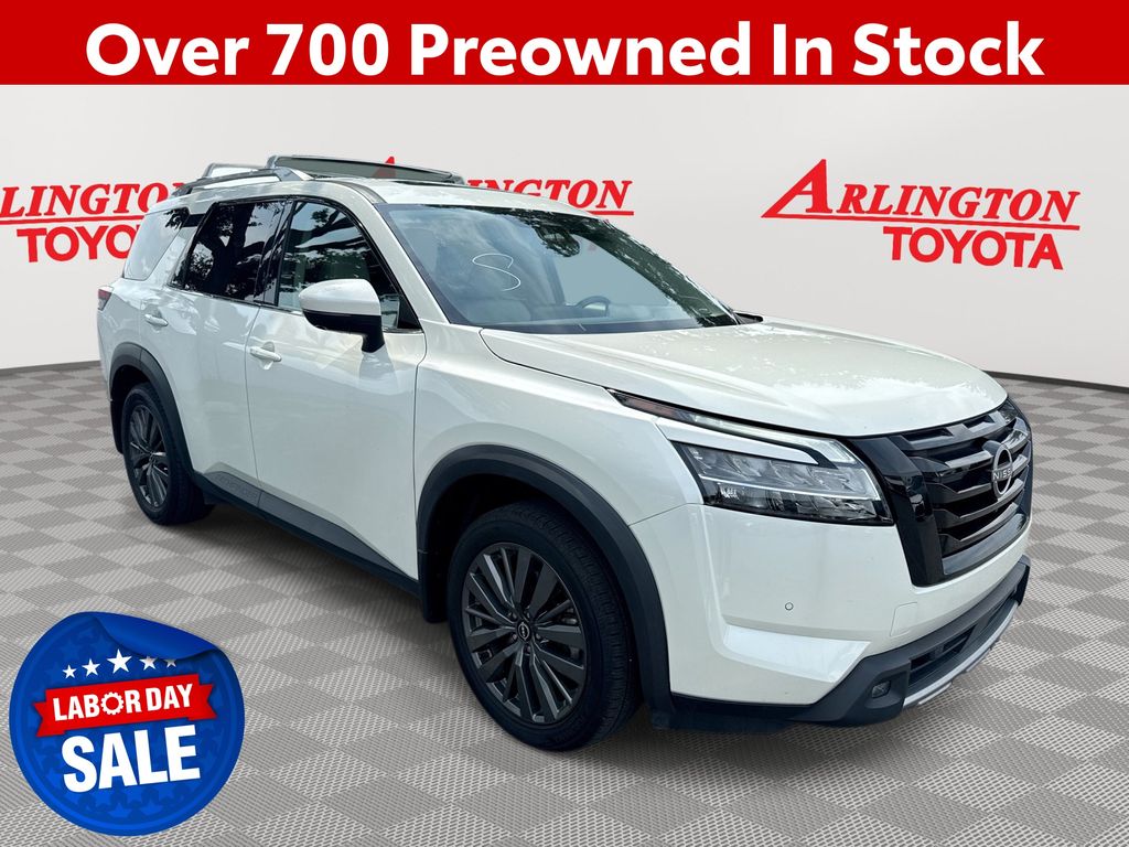 Pearl White Tricoat 2024 Nissan Pathfinder SUV / Crossover Front-Wheel Drive 9-Speed Automatic