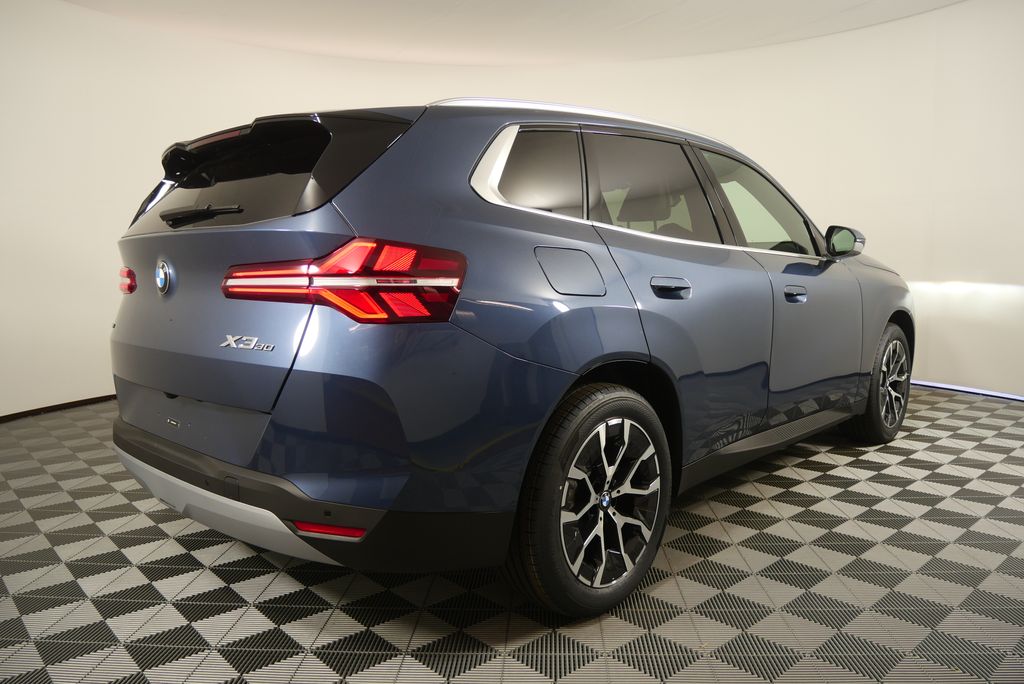 Thumbnail: 2026 BMW X3 - 3