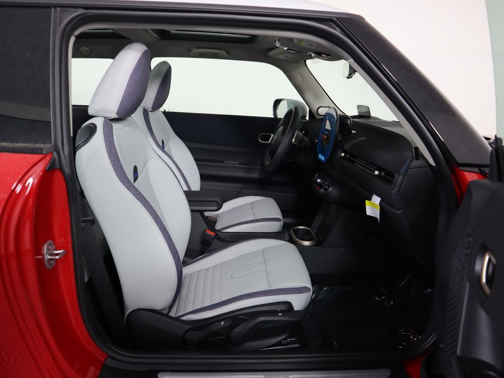 Thumbnail: 2025 MINI Cooper - 22