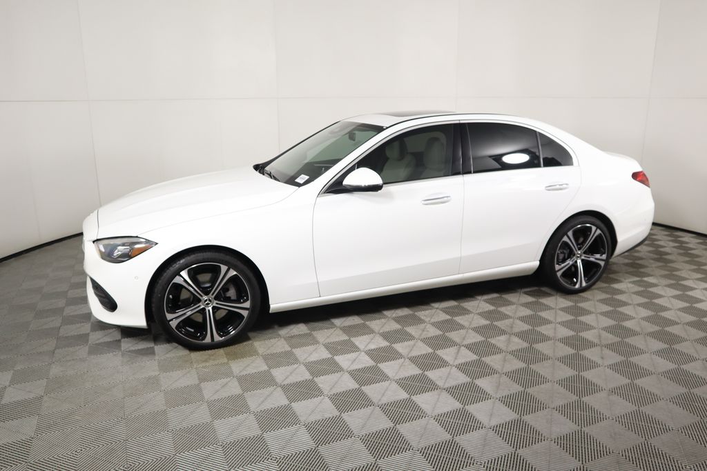 Thumbnail: 2025 Mercedes-Benz C-Class - 8