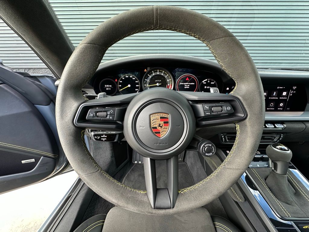 Thumbnail: 2023 Porsche 911 - 15