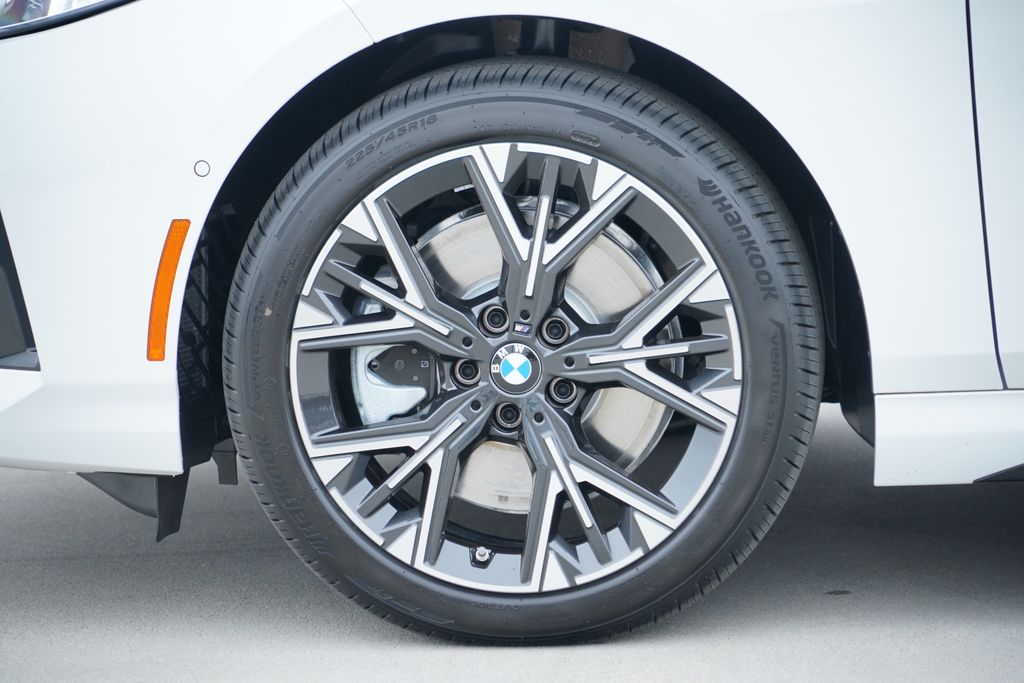 Thumbnail: 2026 BMW 2 Series - 5