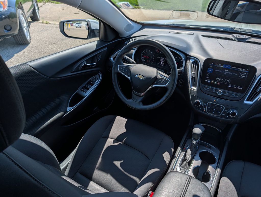 2024 Summit White Chevrolet Malibu LT FWD Sedan