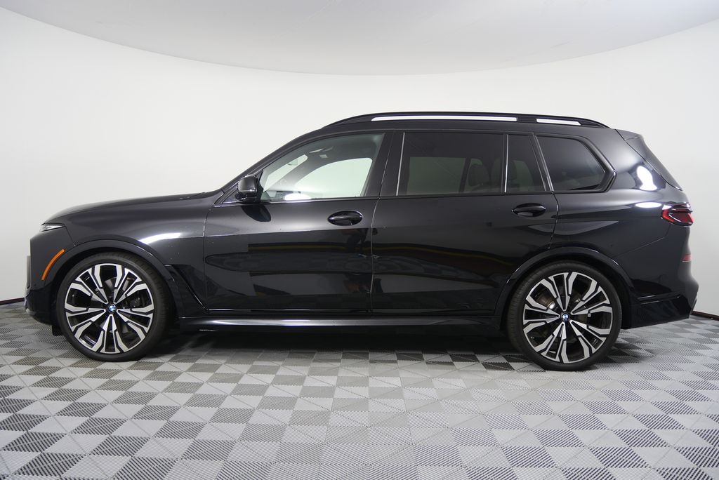 Thumbnail: 2024 BMW X7 - 6