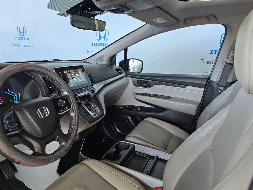 Thumbnail: 2019 Honda Odyssey - 11