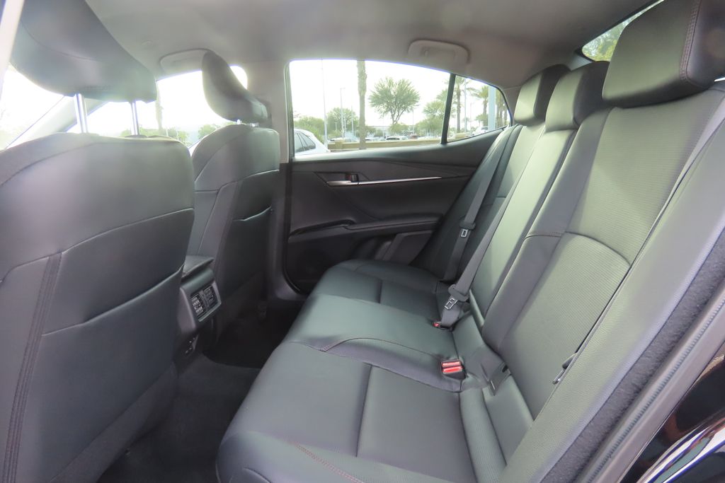 Thumbnail: 2025 Toyota Camry - 17