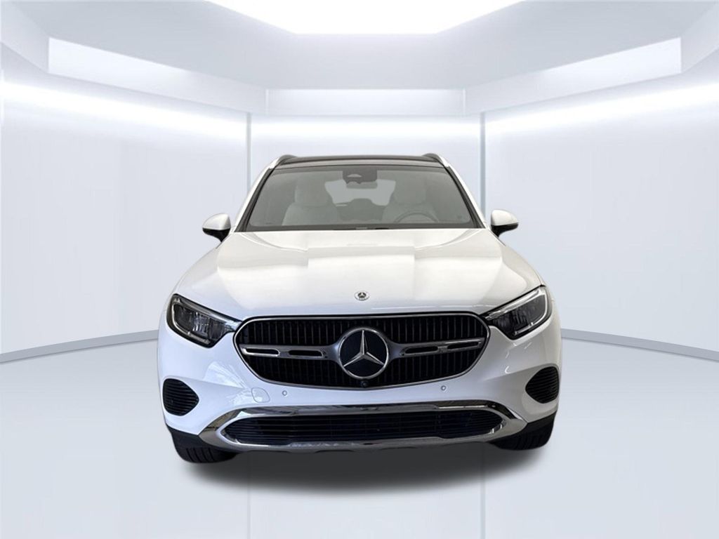 Thumbnail: 2024 Mercedes-Benz GLC - 8