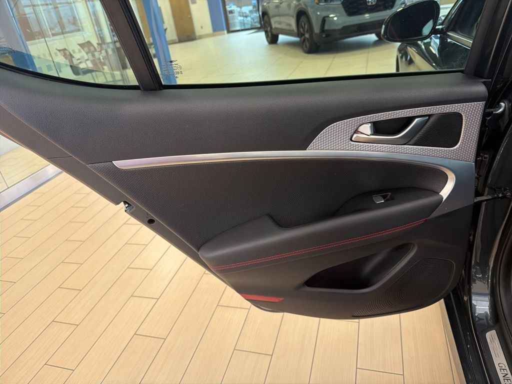 Thumbnail: 2023 Genesis G70 - 20