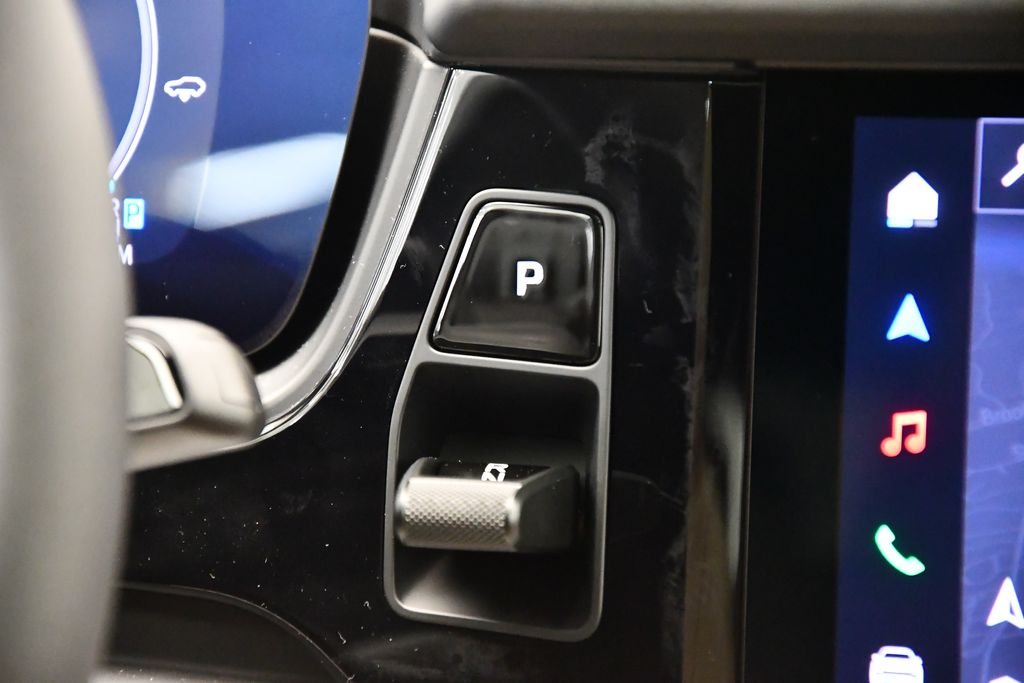 Thumbnail: 2025 Porsche  - 27