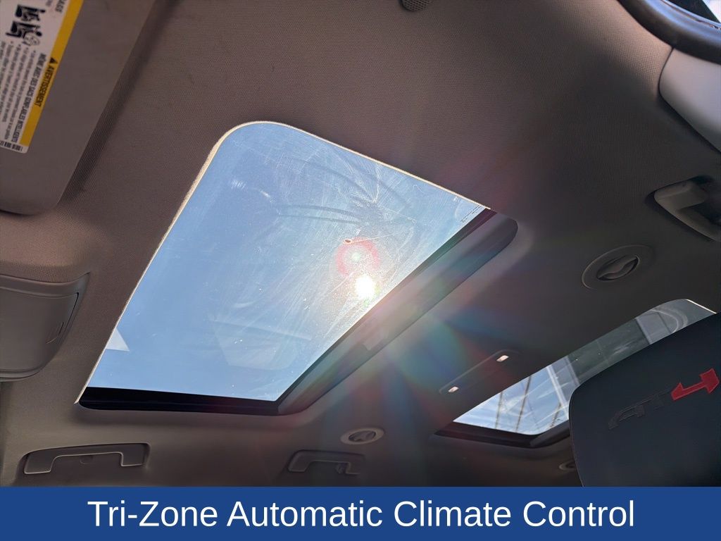 2022 GMC Acadia AWD AT4