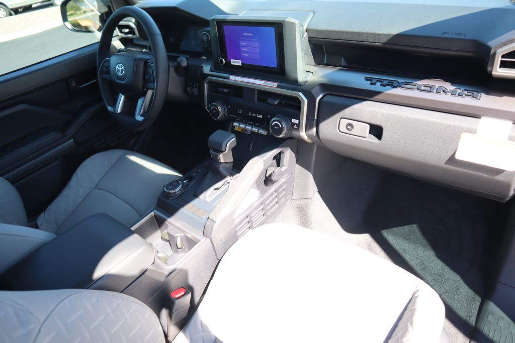 Thumbnail: 2025 Toyota Tacoma - 17