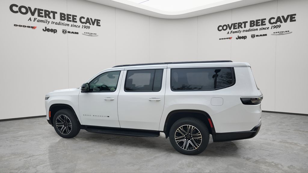 New 2026 White Jeep  image 6