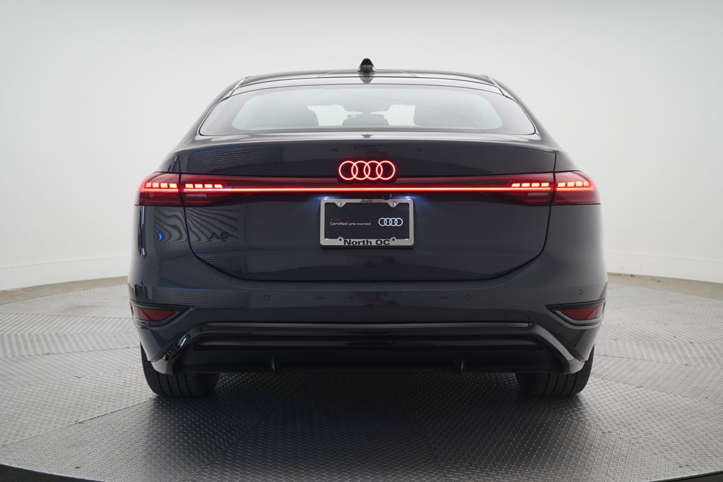 Thumbnail: 2025 Audi e-tron - 4