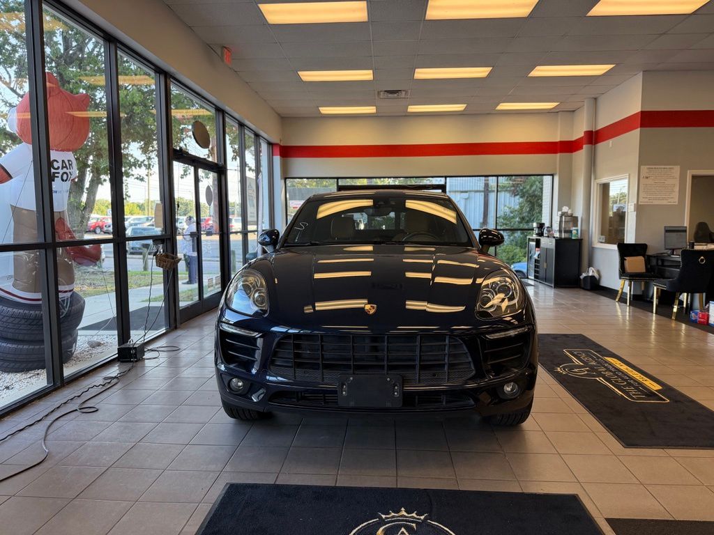 Blue 2018 Porsche Macan SUV / Crossover All-Wheel Drive 7-Speed Automatic
