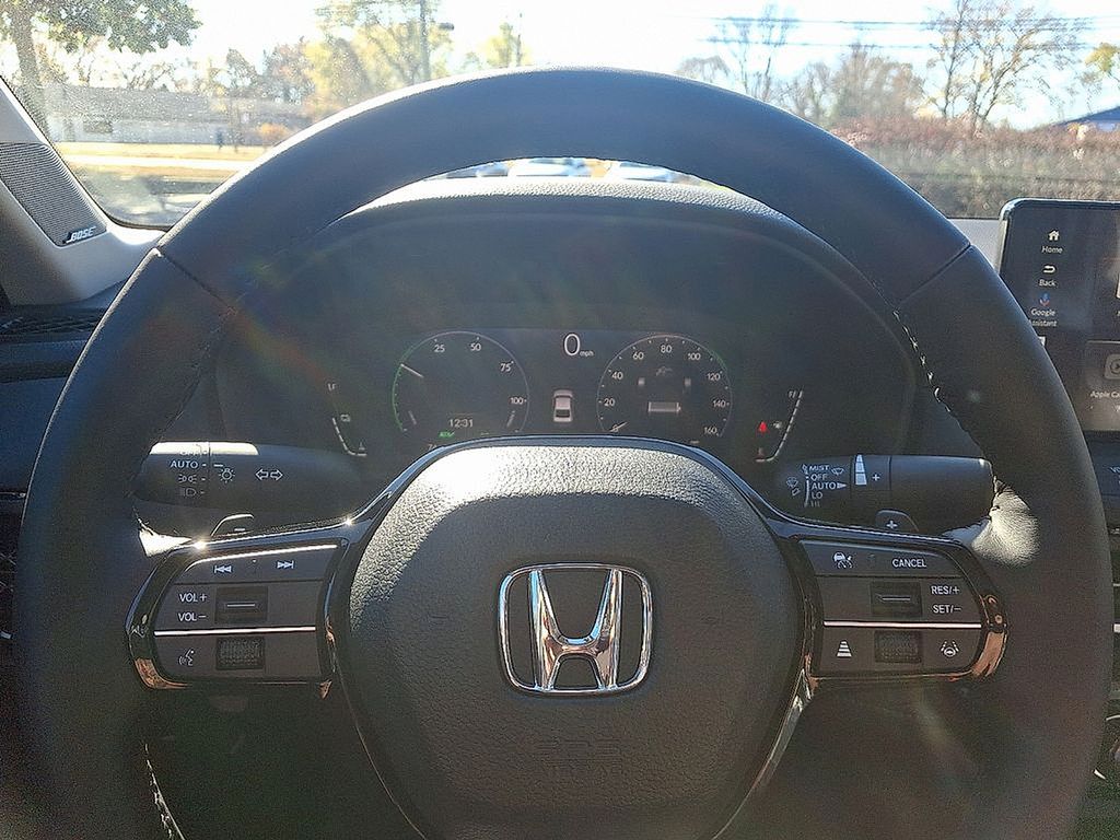 2025 Honda Accord Touring 11