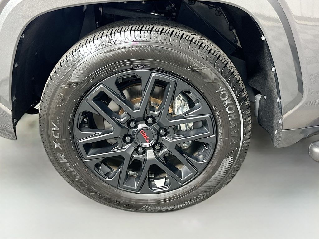 Thumbnail: 2024 Toyota Tundra - 31